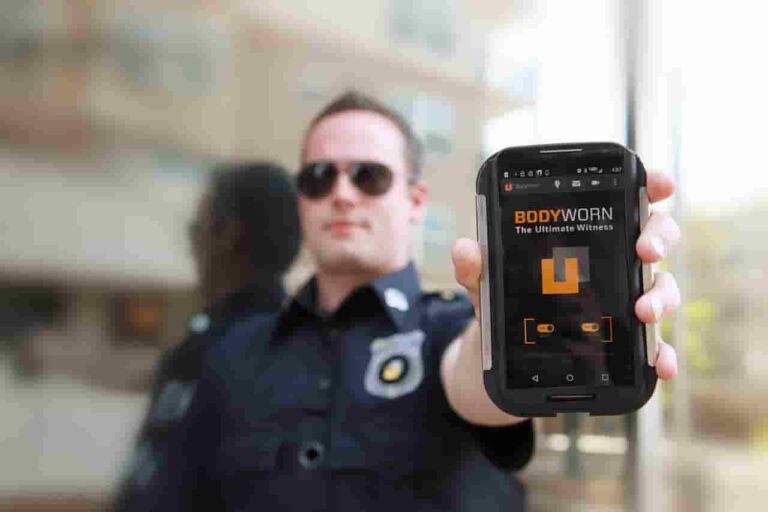 why police should wear body cameras